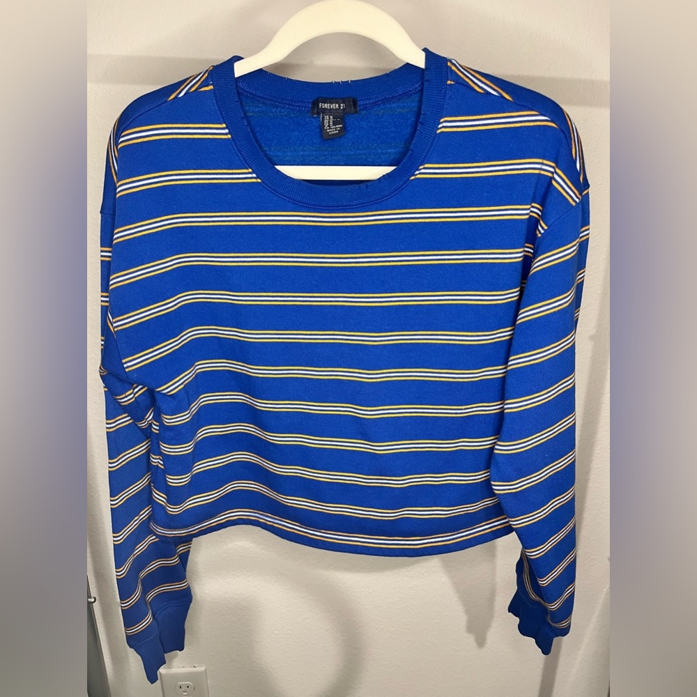Forever 21 Sweatshirt Women’s Size Medium Crew Neck Blue Yellow Stripes